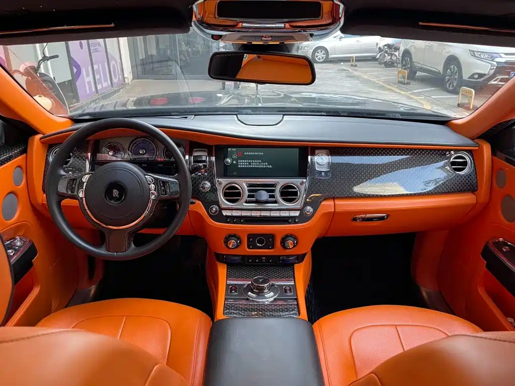 Фото 22 - Rolls-Royce Ghost