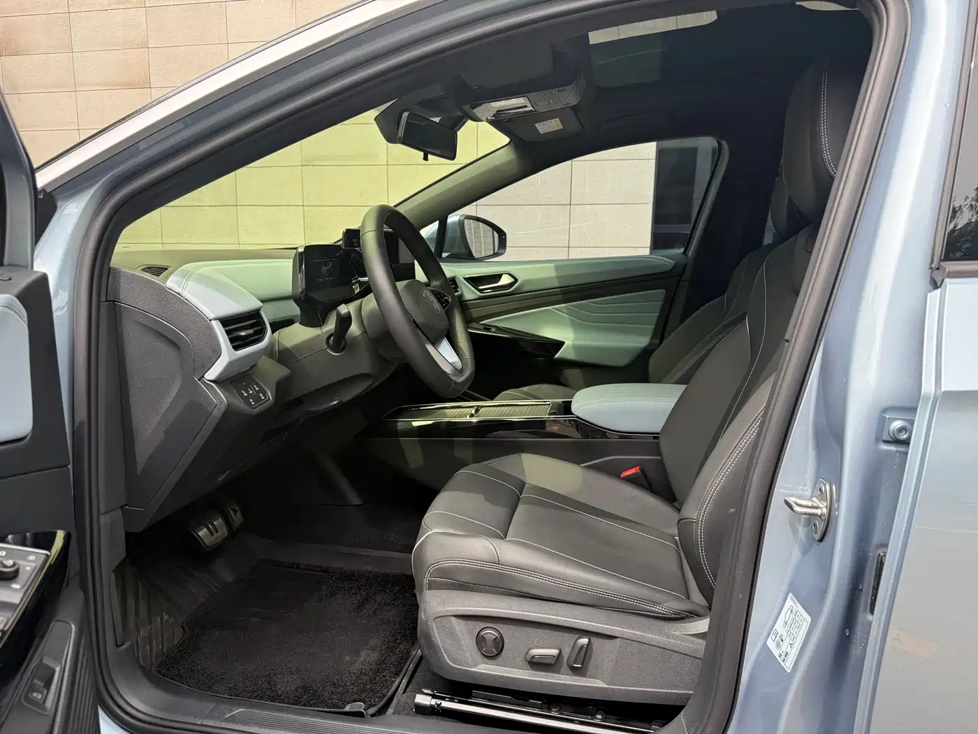 Volkswagen ID.4 X 2023 Pure Smart Edition фото 9