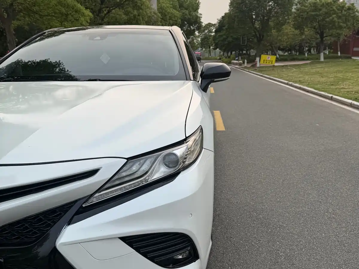 Toyota Camry 2019 Facelift 2.0S F Sport Version фото 13