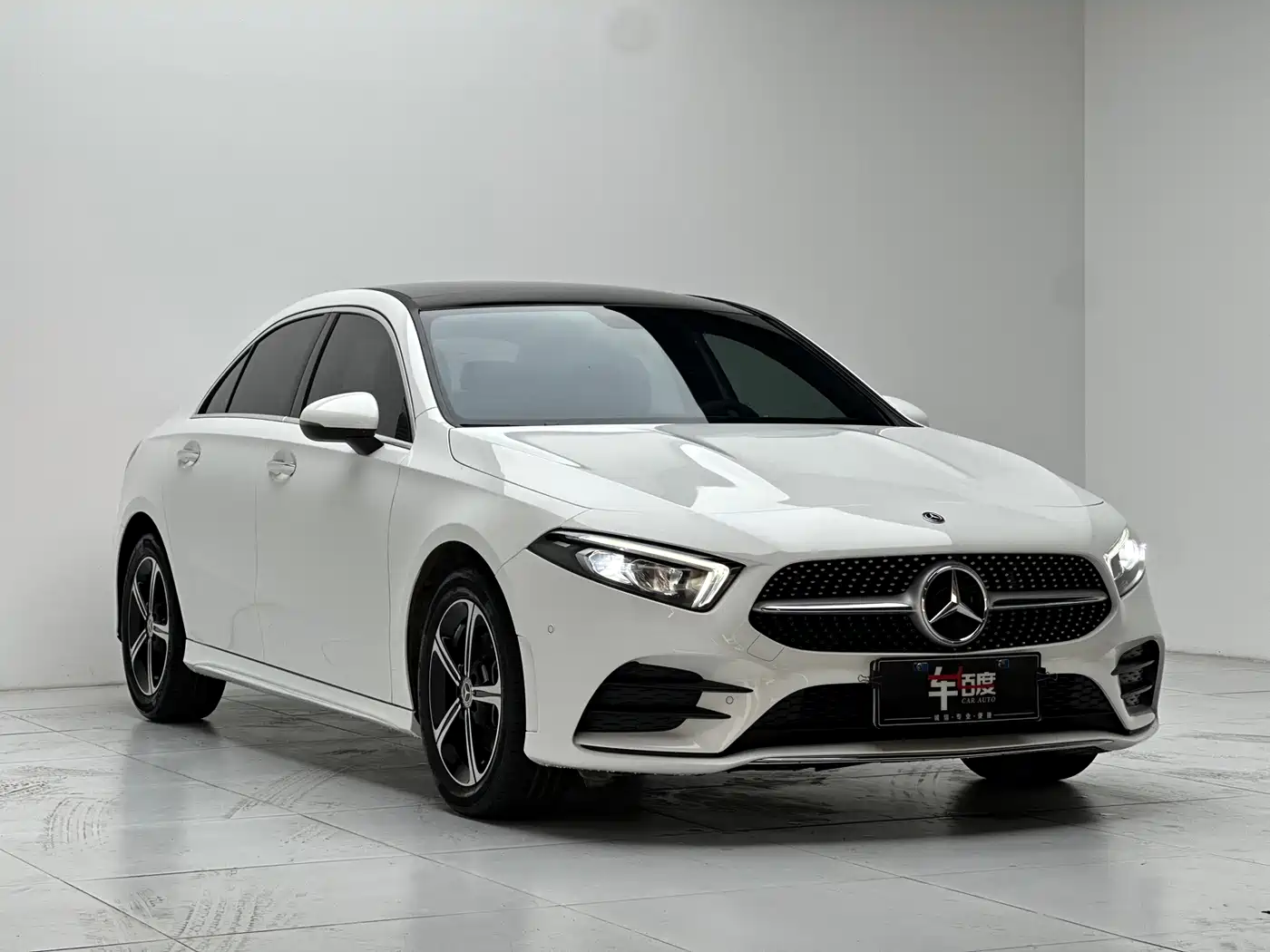 Mercedes-Benz A-Class 2022 Facelift III A 200 L Sport Sedan Fashion фото 3