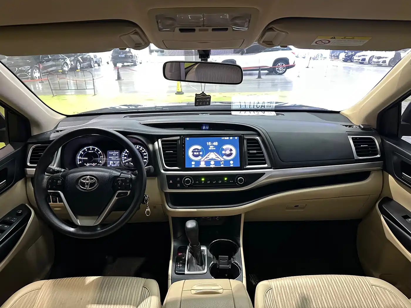 TOYOTA HIGHLANDER