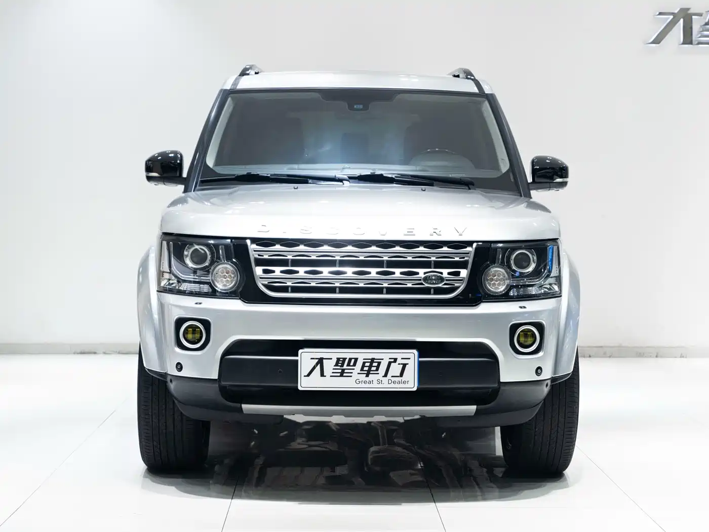 Land Rover Discovery 2014 3.0 SC V6 XXV Edition фото 2