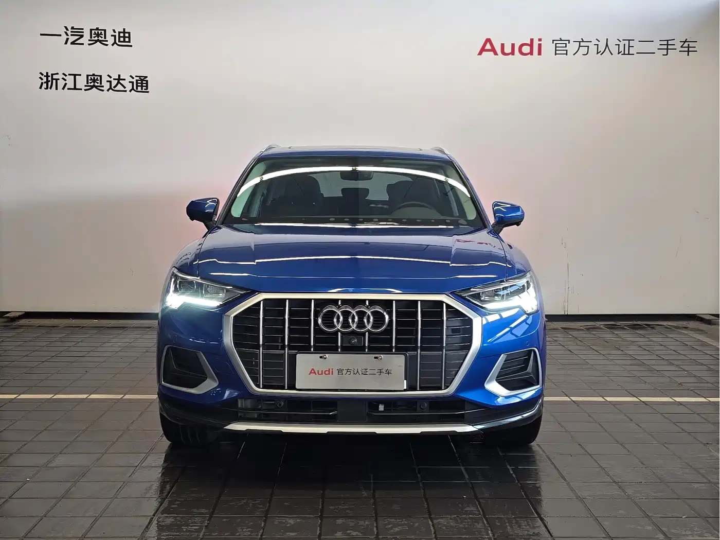 Фото 2 - Audi Q3