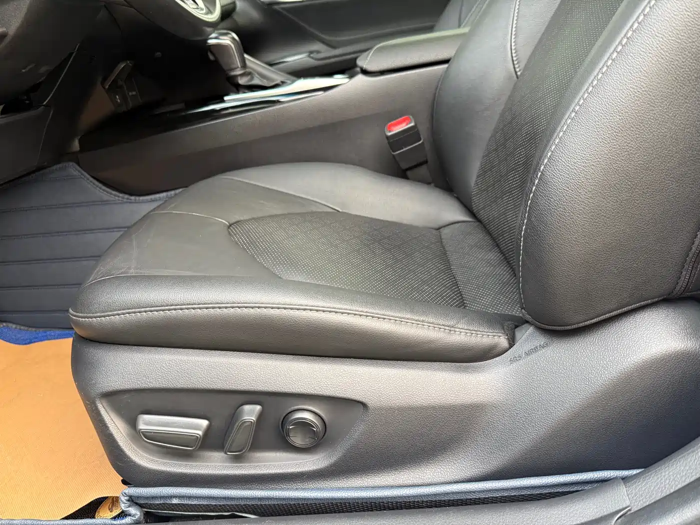 Toyota Camry 2019 Facelift 2.0S F Sport Version фото 28