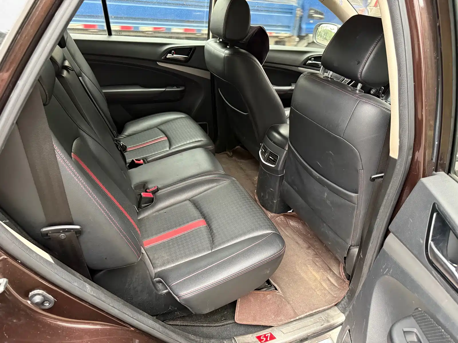 Фото 9 - BYD S7