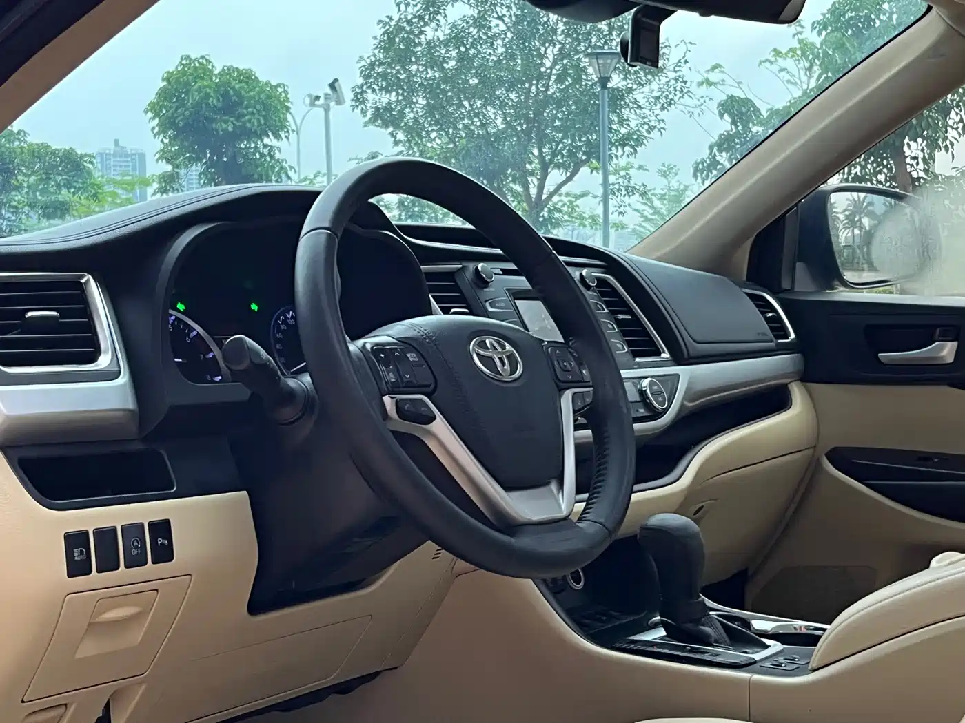 Toyota Highlander 2018 2.0T 4WD Luxury 7-seater China VI фото 10