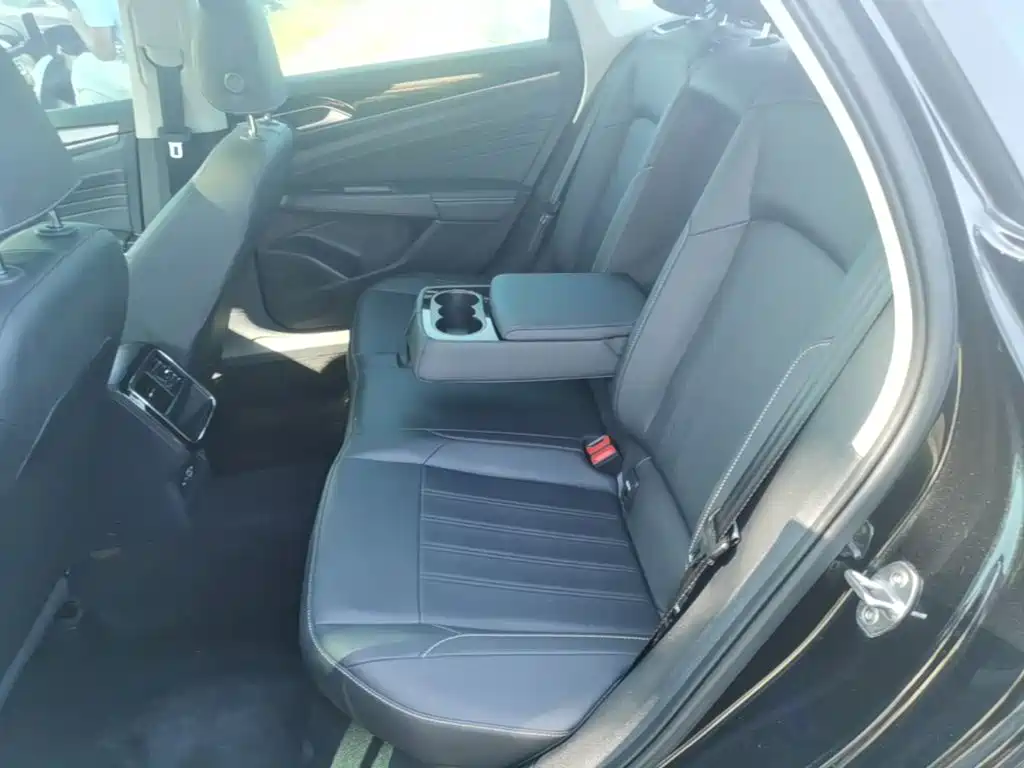 Volkswagen Passat 2025 2025 Outstanding 280TSI Business Edition