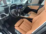 Photo 11 - BMW X7