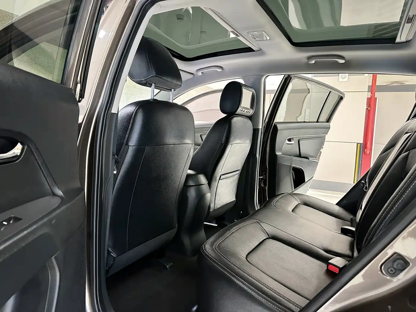 Kia Sportage 2012 2.0L Automatic 2WD GLS фото 14