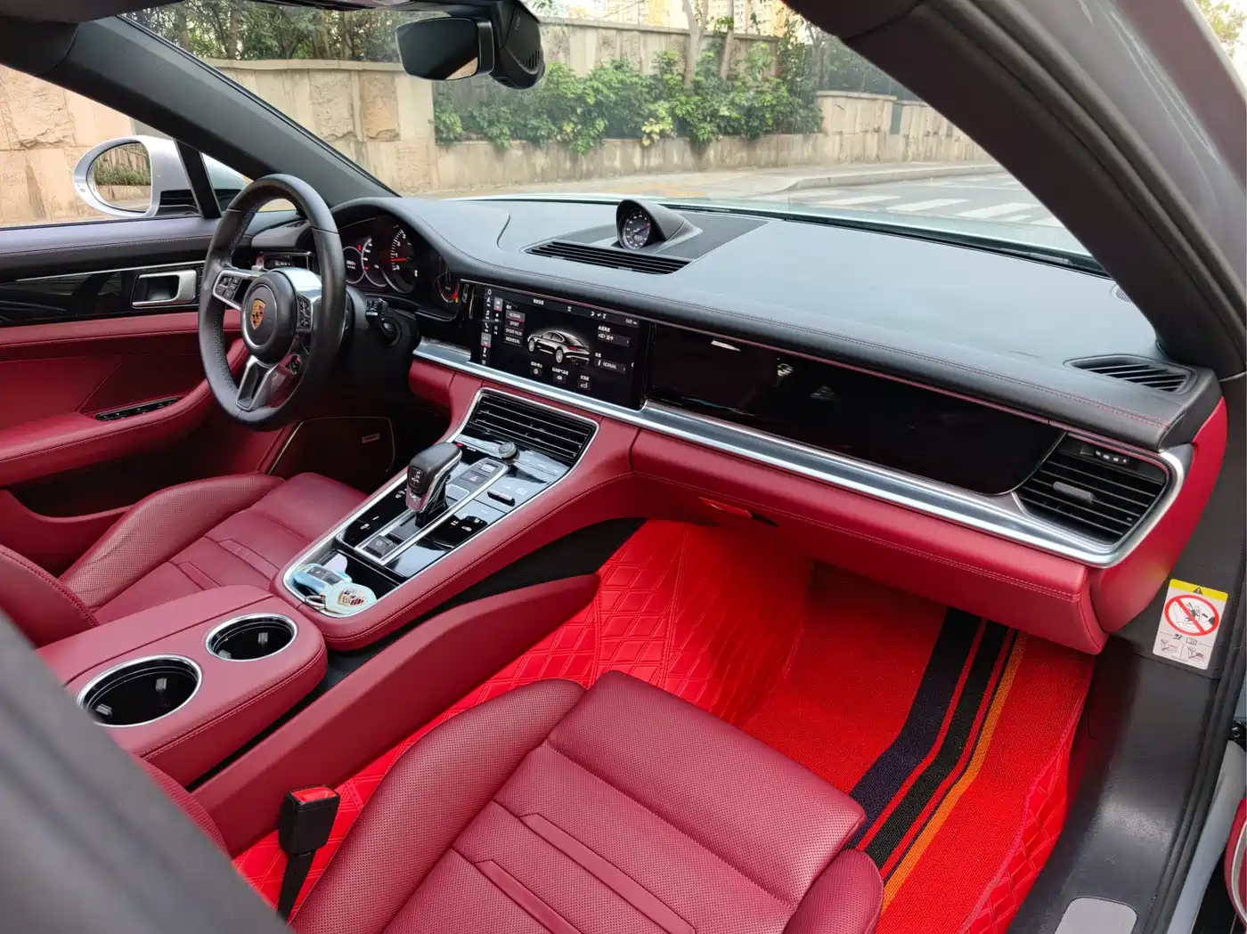 Porsche Panamera 2017 Panamera 3.0T фото 11