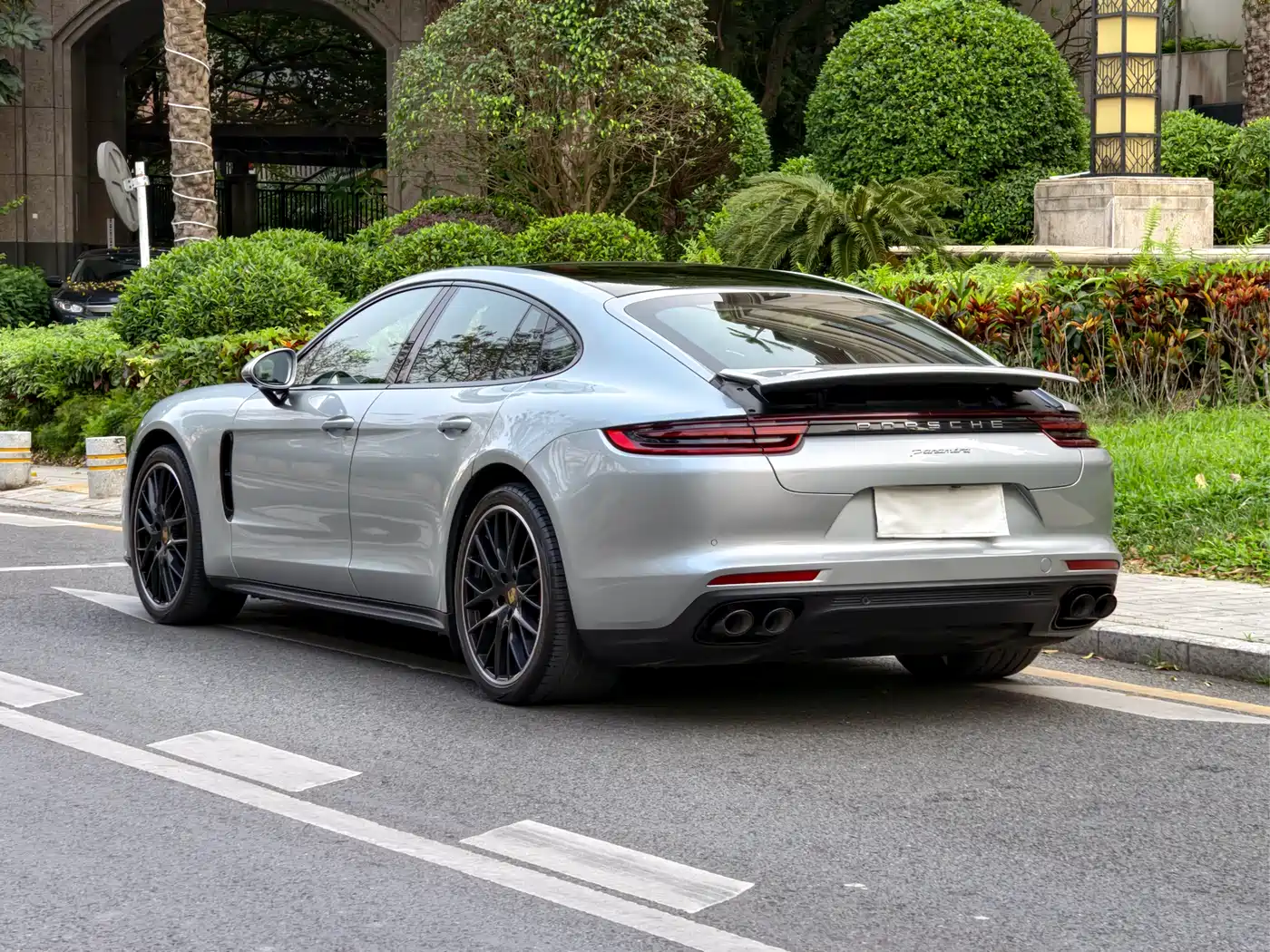 Porsche Panamera 2017 Panamera 3.0T фото 5