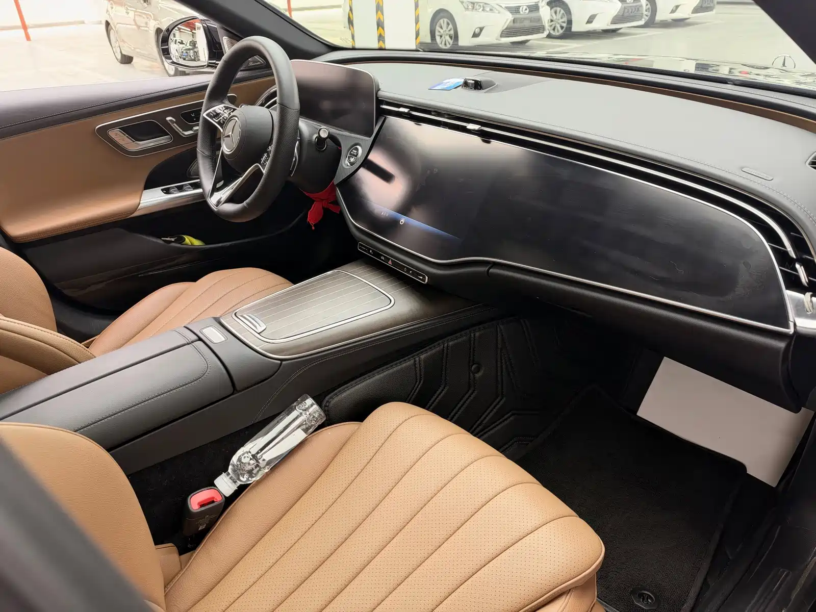 Фото 7 - Mercedes-Benz E-Class