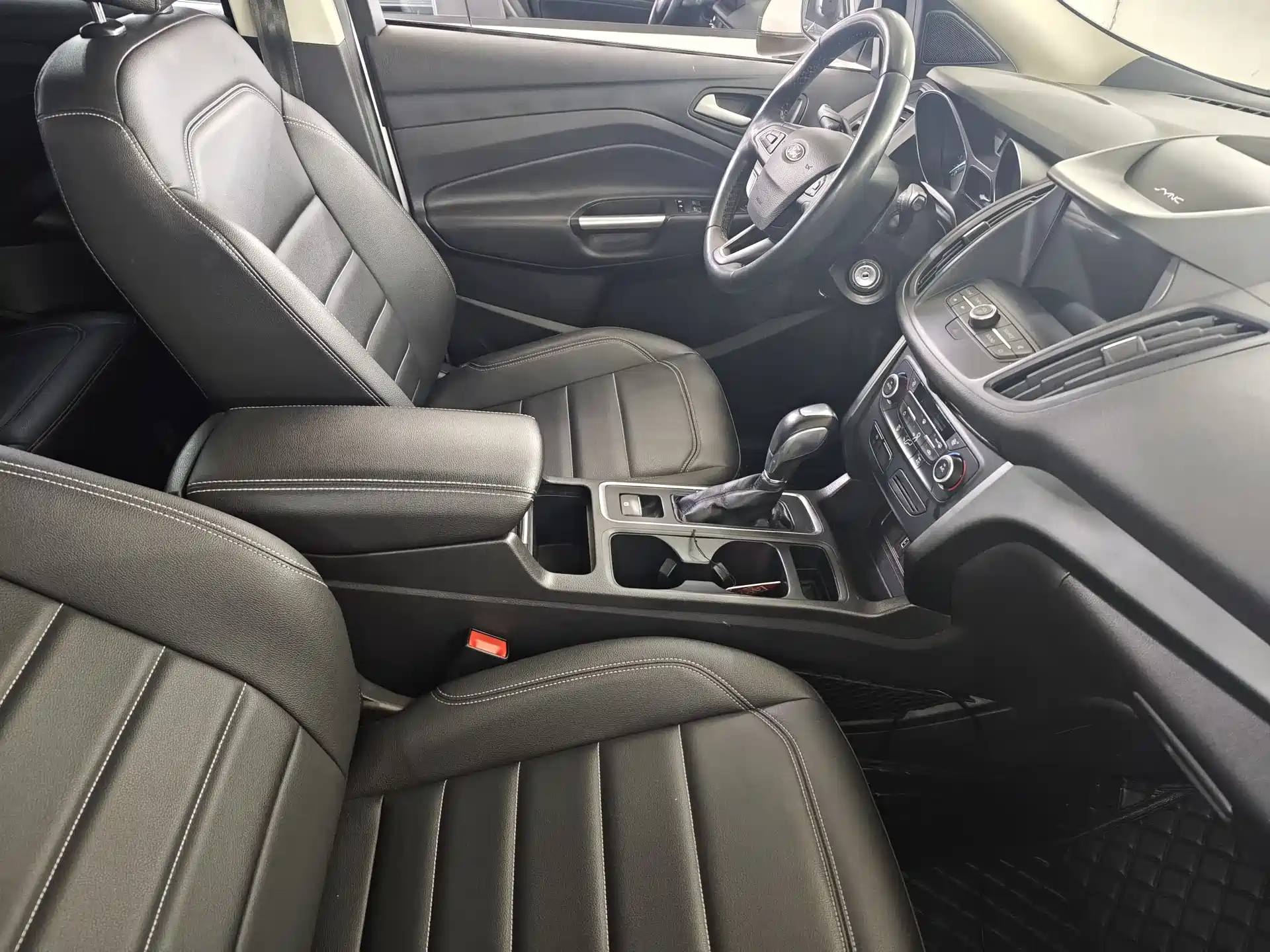 Photo 15 - Ford Kuga