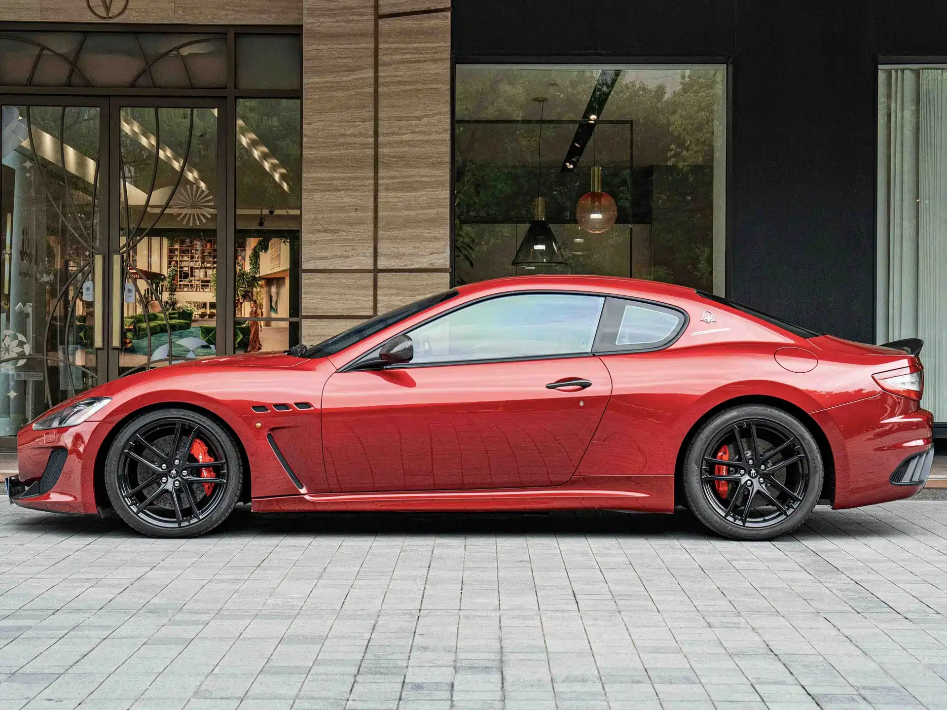 Photo 4 - Maserati GranTurismo