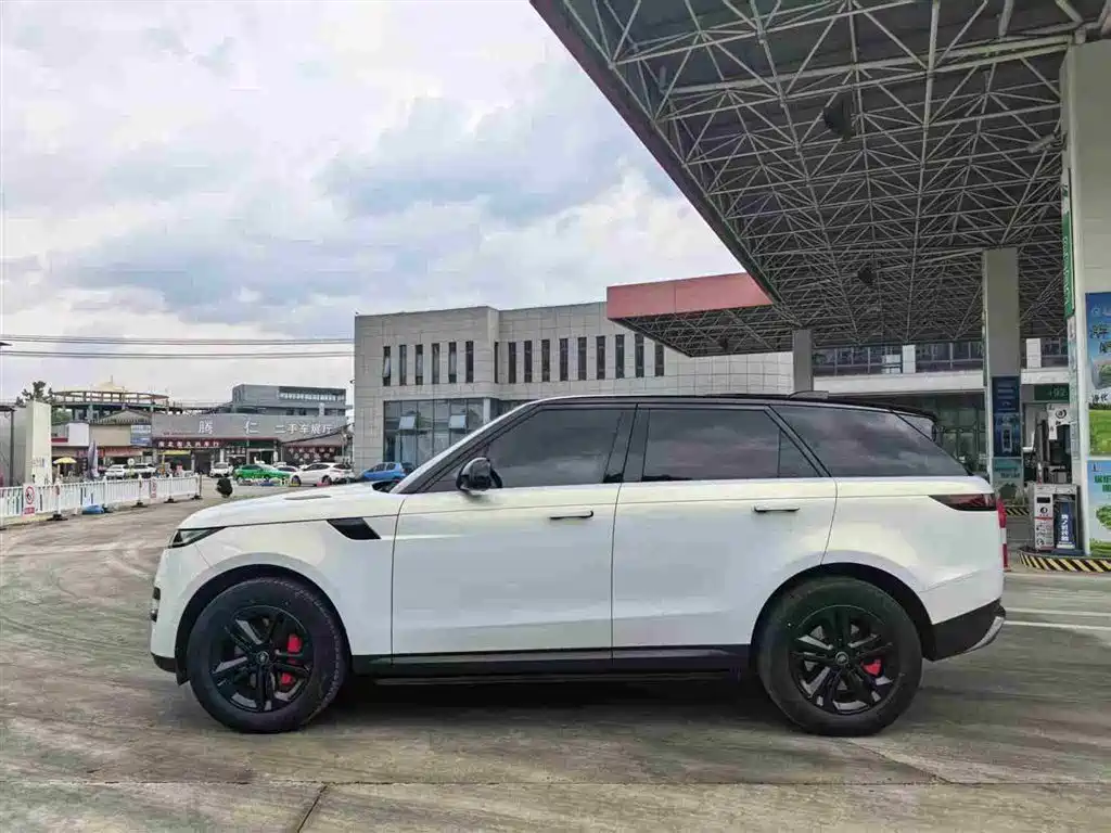 Land Rover Range Rover Sport 2023 360PS S фото 3