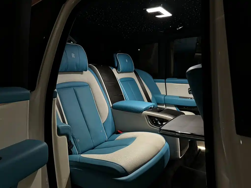 Rolls-Royce Cullinan 2018 4-Seater Version фото 8