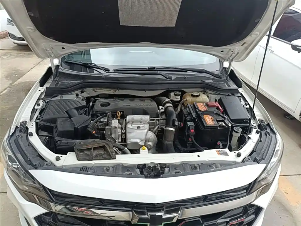 Chevrolet Monza 2019 RS 330T Auto Smooth Edition China VI фото 20