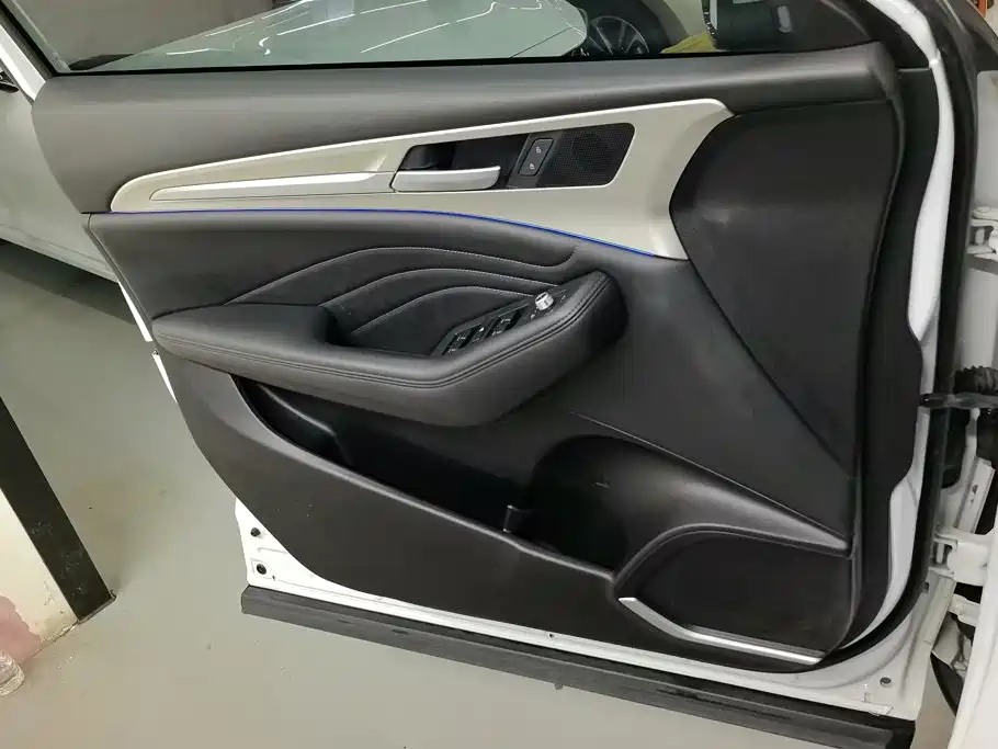 Фото 7 - Haval F7