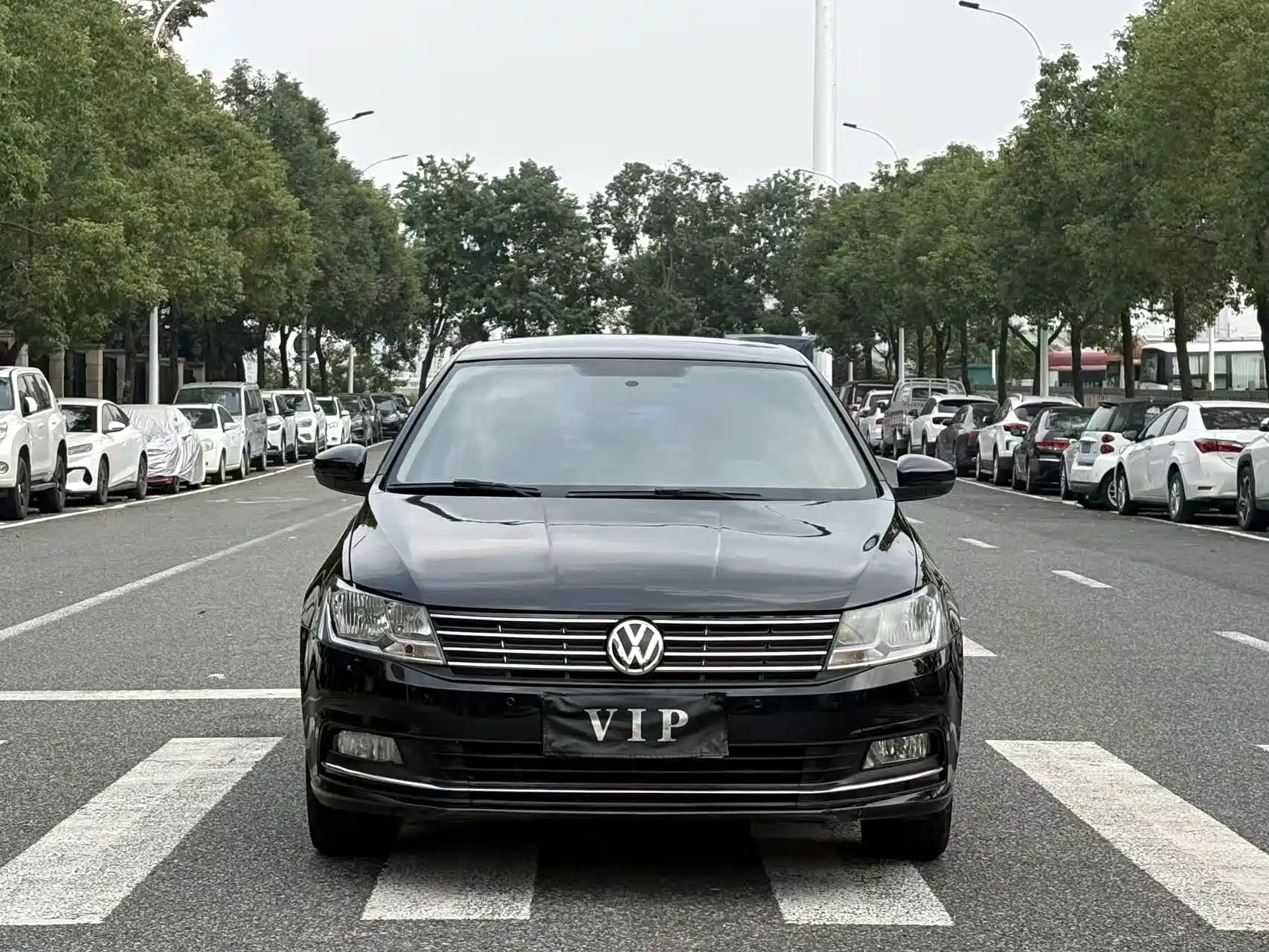 Photo 2 - Volkswagen Lavida