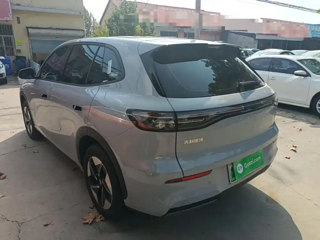 Фото 5 - Geely Galaxy Galaxy E5