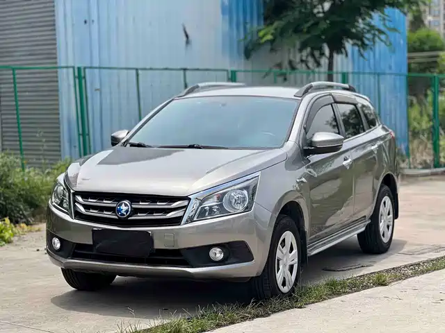  Venucia Venucia T70 2016 1.6L Manual Rui Xing Edition