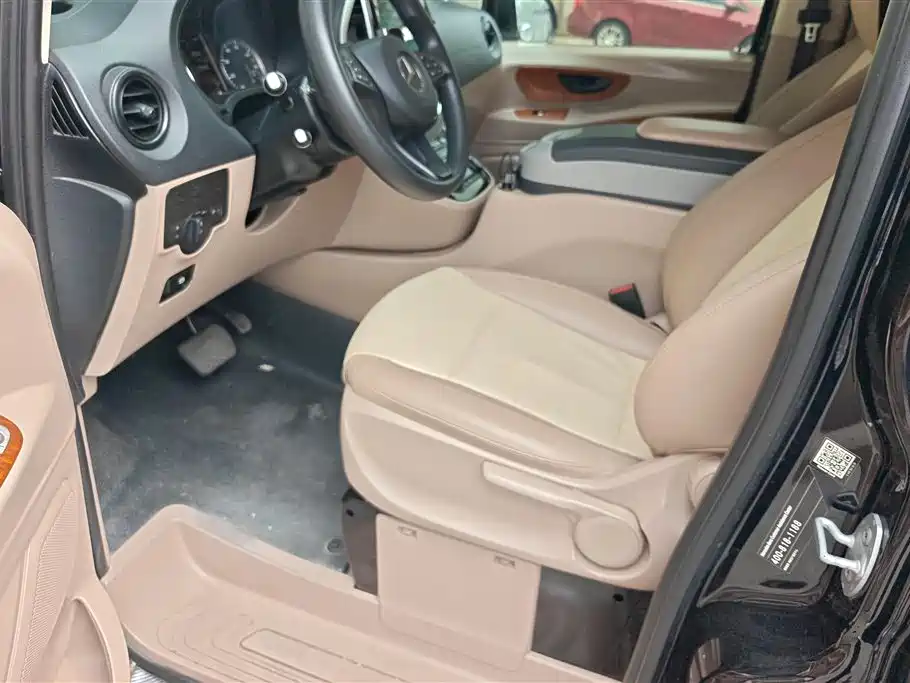 Mercedes-Benz Vito 2018 2.0T Elite Edition 7-Seater China V фото 9