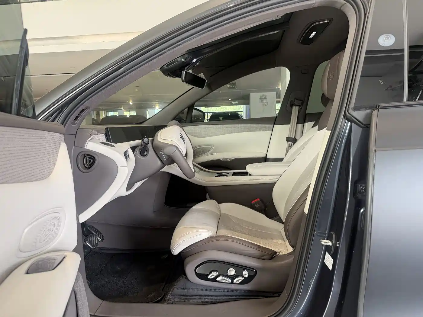 IM Motors IM LS7 2024 2023 Model 90kWh Elite RWD Edition