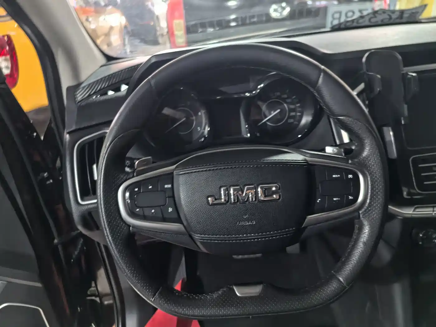 Jiangling Yuhu 7 2021 2020 Model 2.0T Diesel Automatic 2WD Comfort Short Wheelbase China VI JX4D20A6L