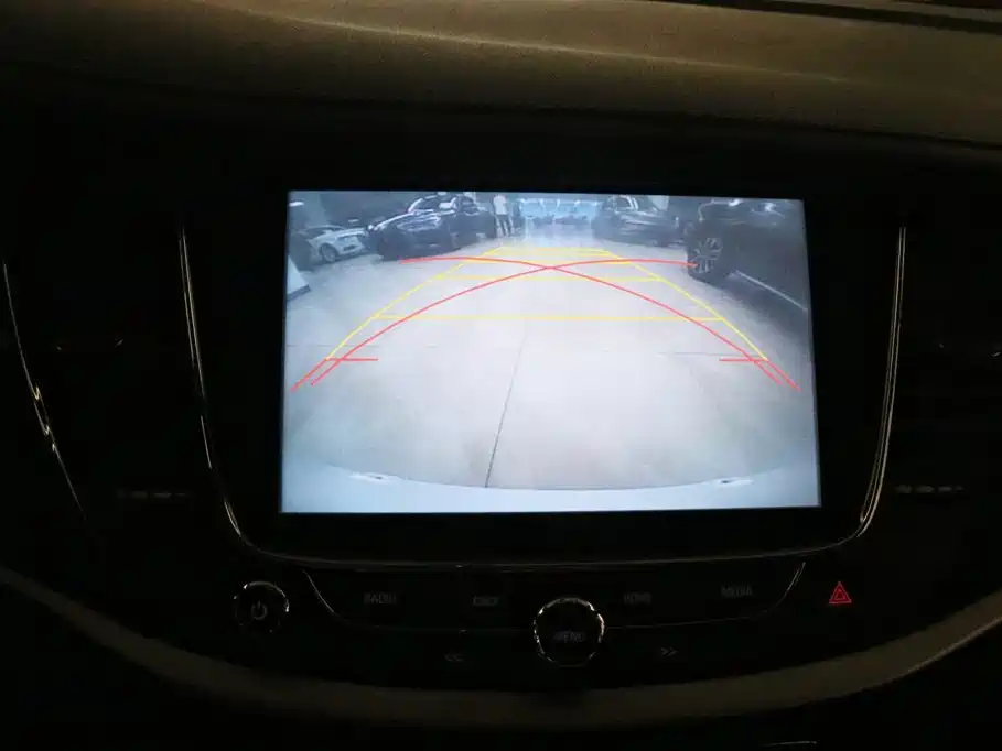 Photo 9 - Buick Verano