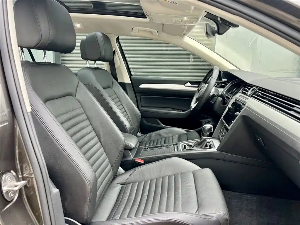 Volkswagen Weilan 2018 380TSI 2WD Comfort Edition фото 11