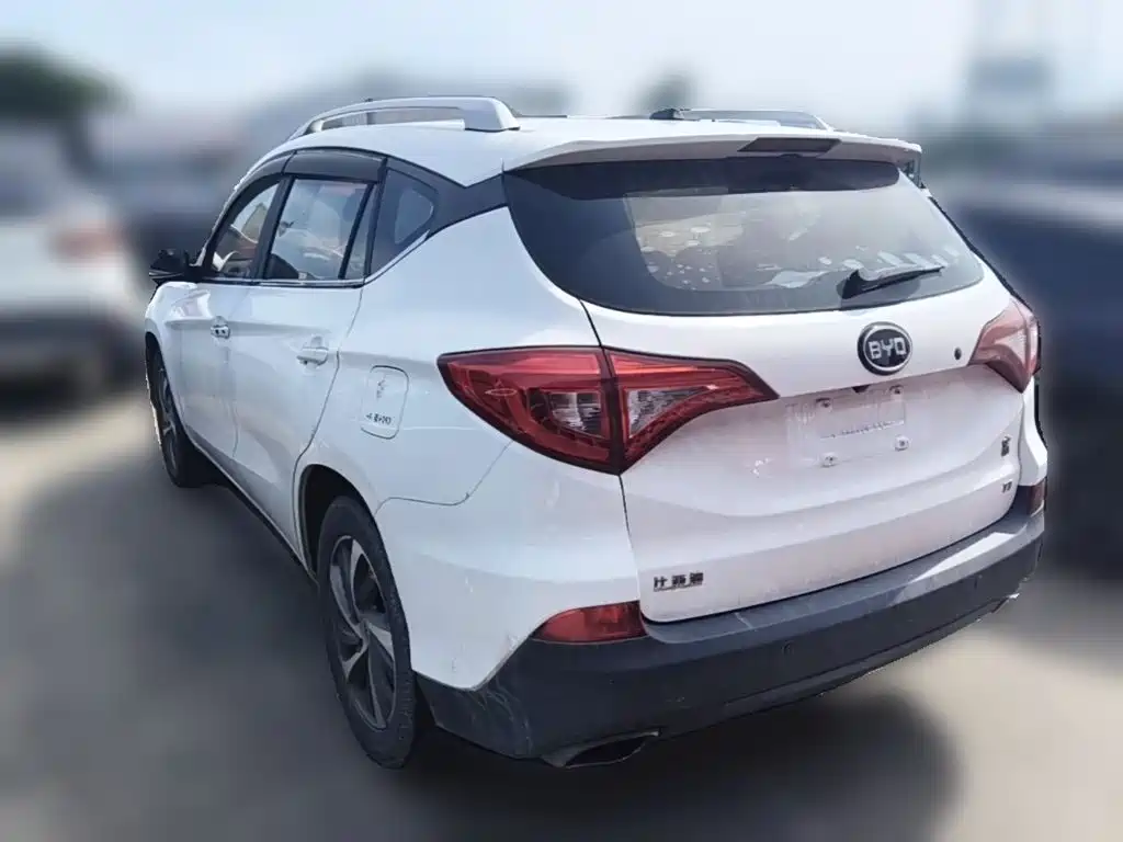 Фото 9 - BYD Song