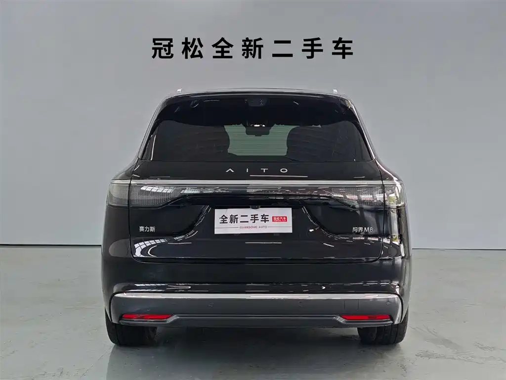 AITO Wenjie AITO M8 2025 Model Extended Range Max Edition 37kWh 6-Seater фото 5
