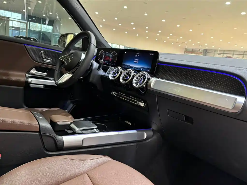 Mercedes-Benz GLB 2024 GLB 220 Dynamic фото 4