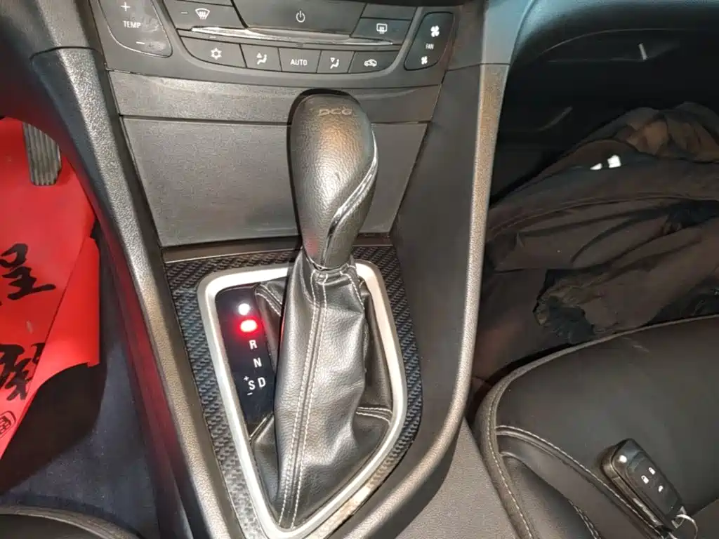 Фото 14 - Buick Excelle