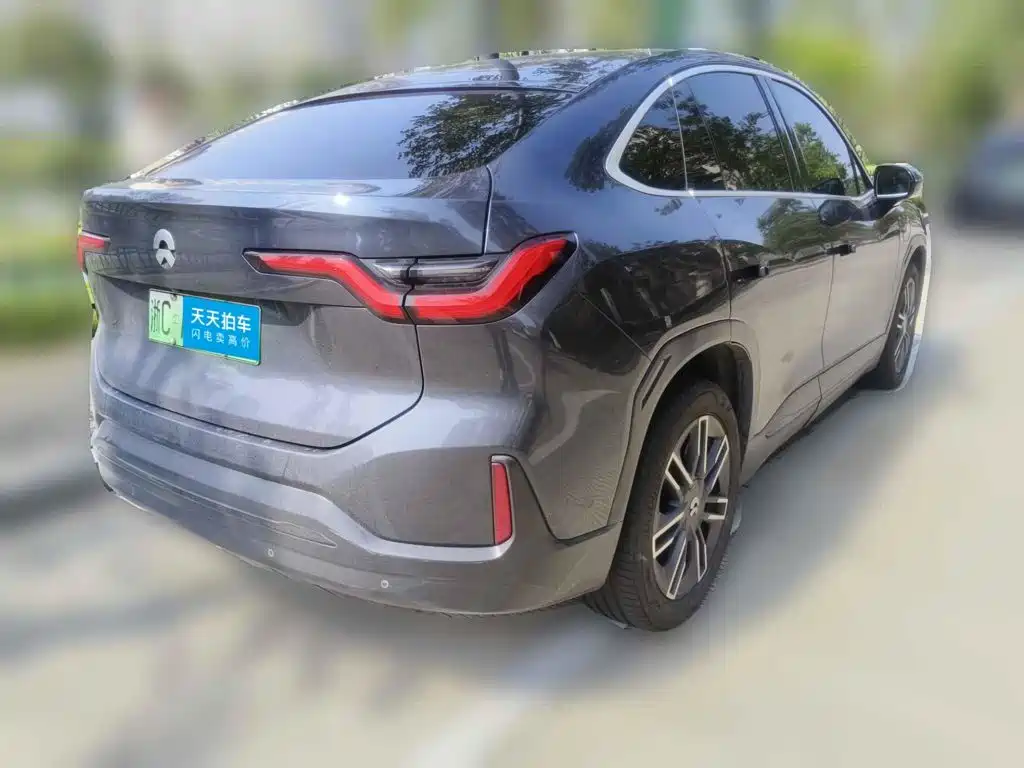 Фото 2 - NIO EC6
