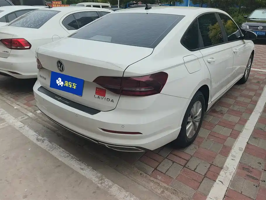 Volkswagen Lavida 2021 1.5L Automatic Trend Edition фото 3