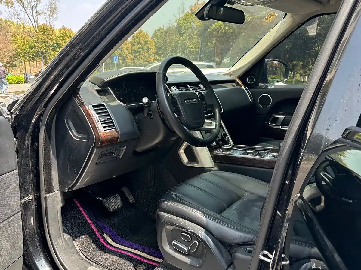 Land Rover Range Rover 2014 3.0 SC V6 Vogue фото 8