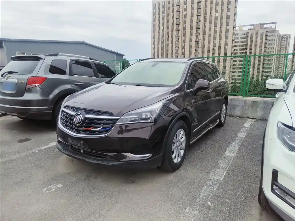 Buick Envision Plus 2020 20T FWD Leading