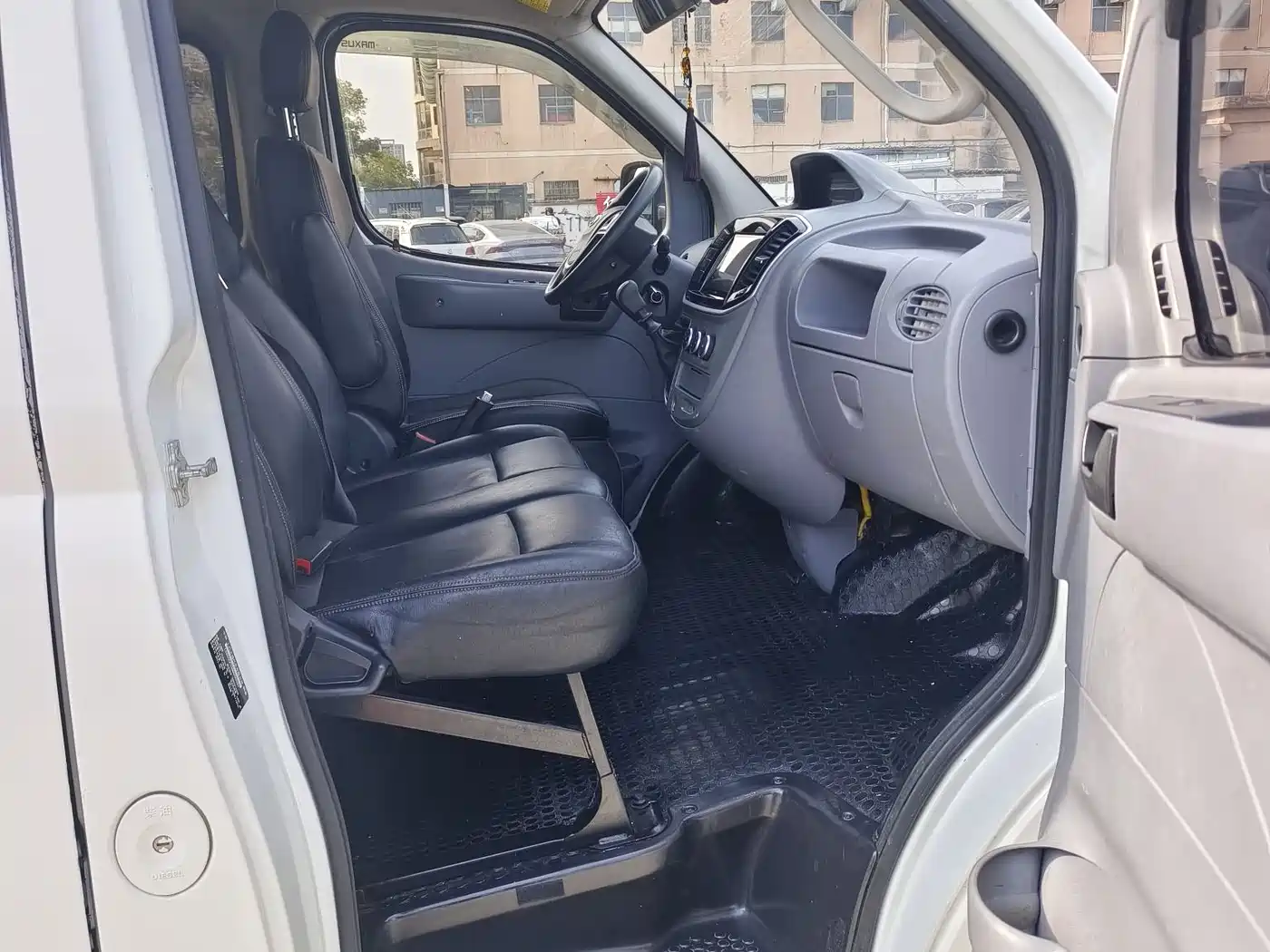 SAIC MAXUS XINTU V80