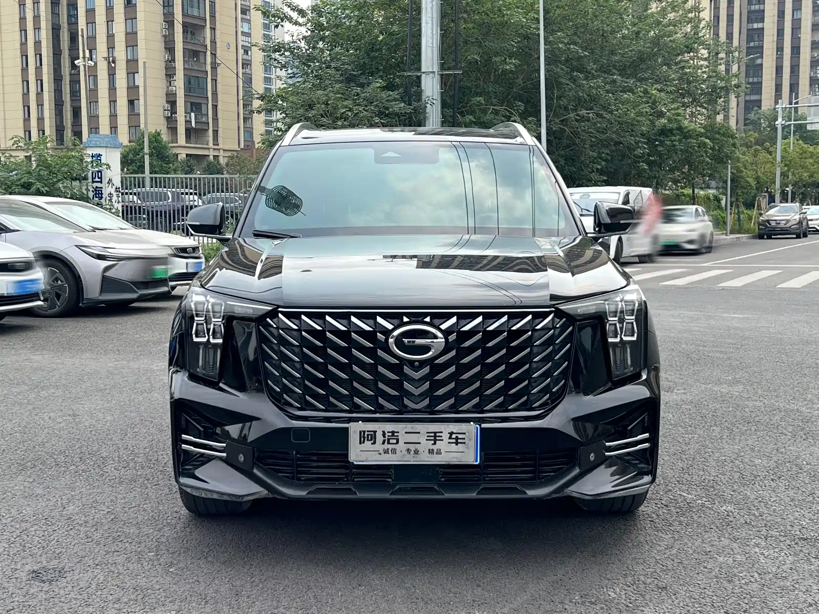 صورة 2 - GAC Trumpchi GS8