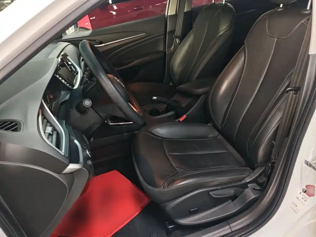 Фото 15 - Buick Excelle
