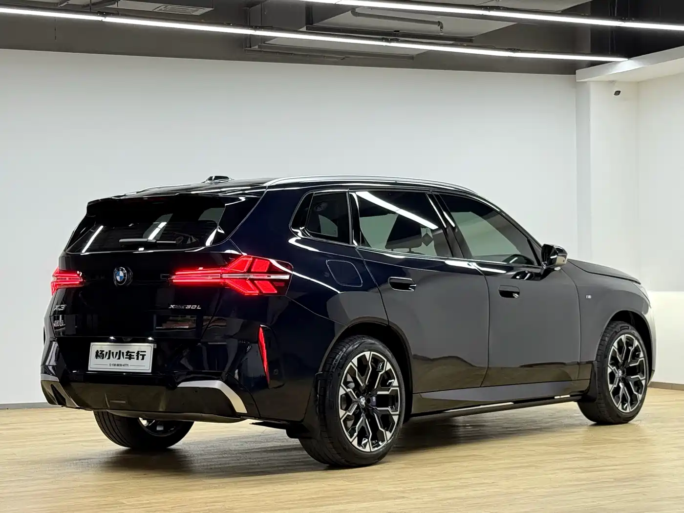 BMW X3 2025 xDrive30L Leading M Sport Package фото 7