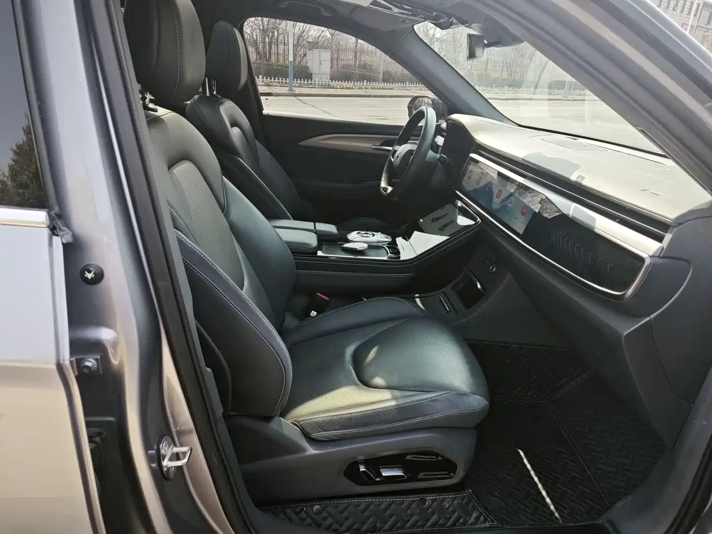 ARCFOX EXTREME FOX POLAR FOX ALPHA T