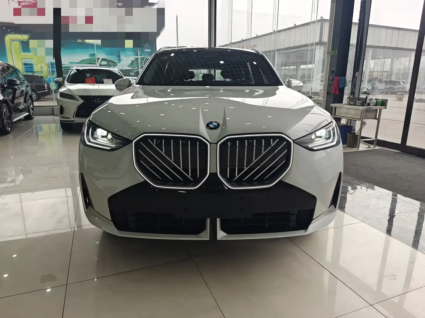 BMW X3 2025 xDrive30L Leading M Sport Package фото 2
