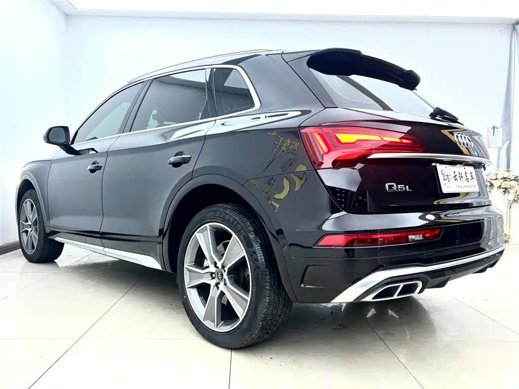 Audi Q5L 2022 Facelift 45T Luxury Dynamic фото 4
