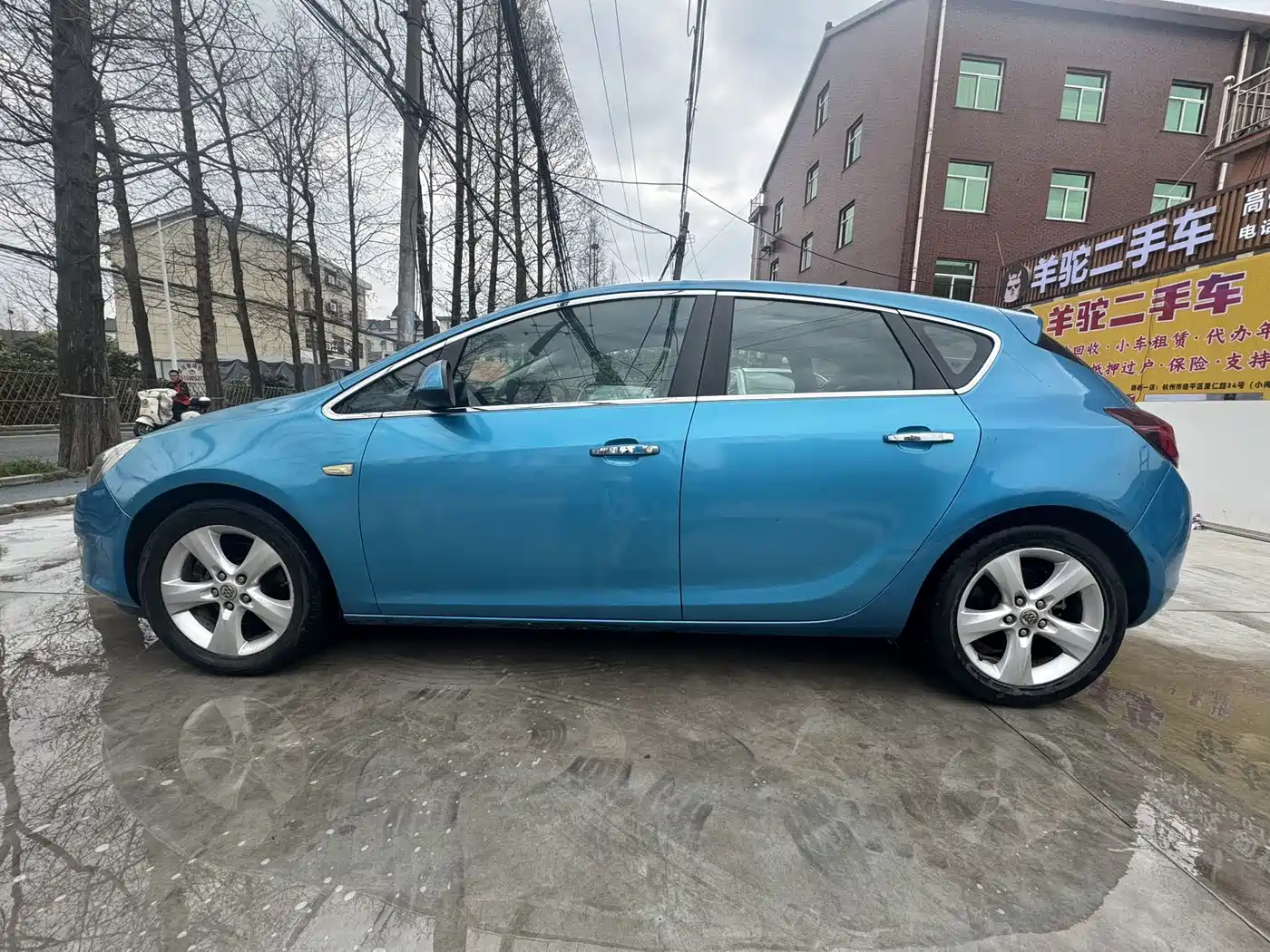 Buick Excelle 2010 XT 1.6T New Edge Sport Edition фото 3