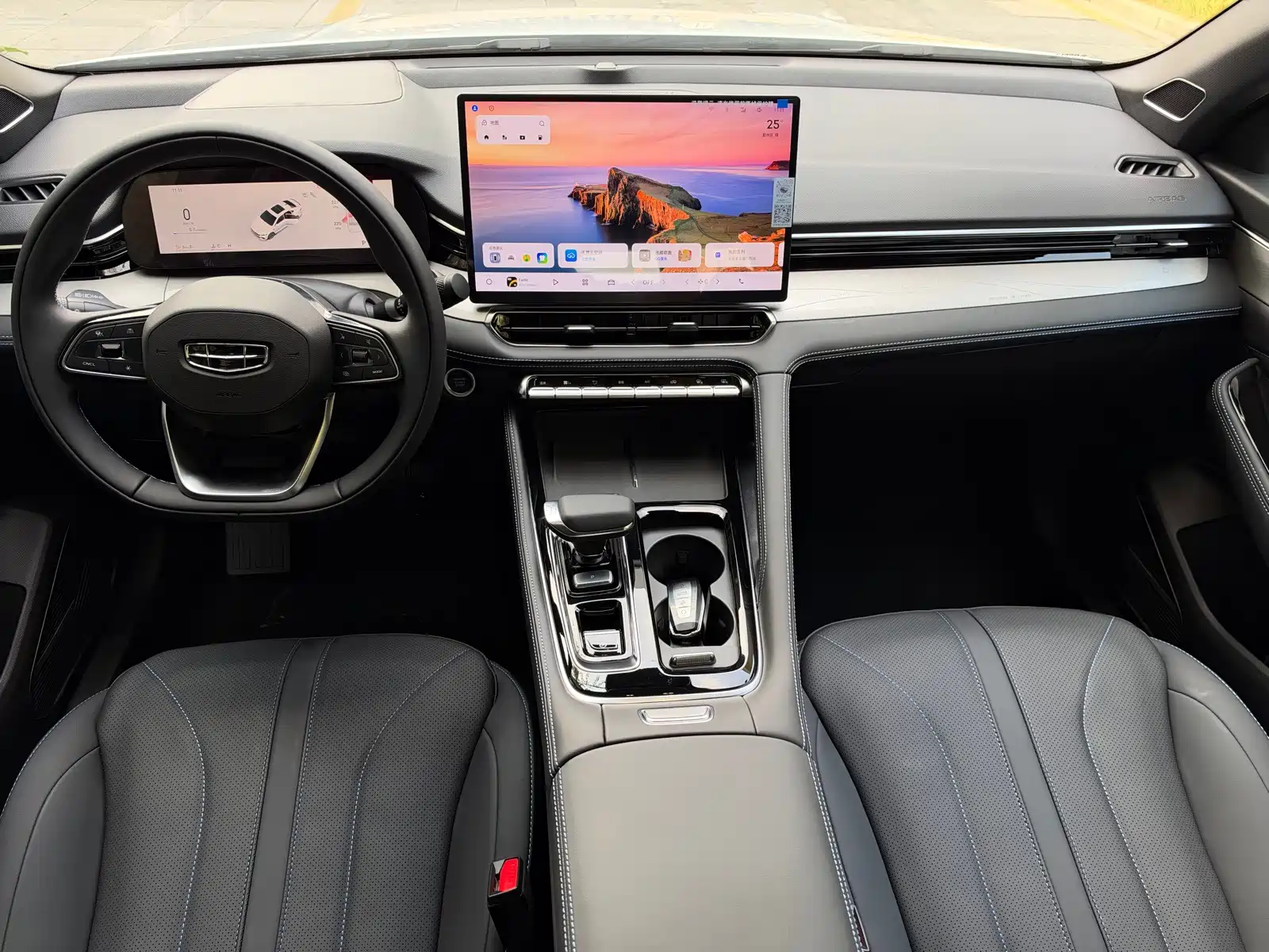 Фото 4 - Geely Preface