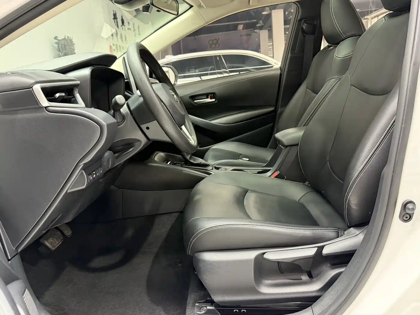 Toyota Corolla 2021 TNGA 1.5L CVT Elite Edition фото 7