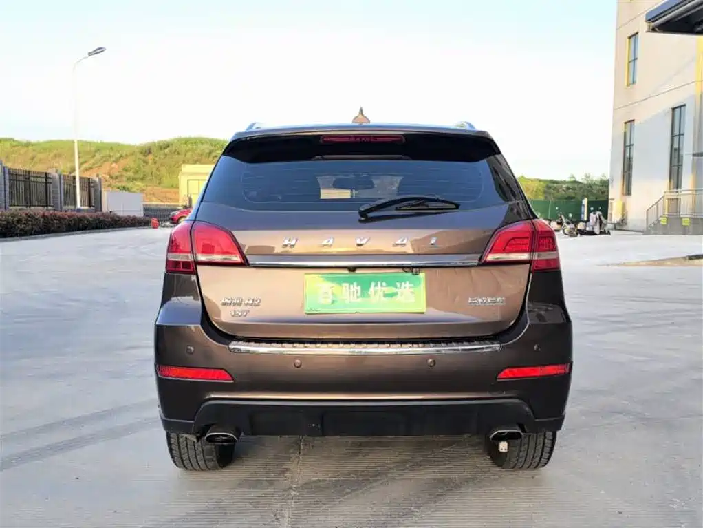 Haval H2 2015 1.5T Automatic 2WD Elite Edition фото 8