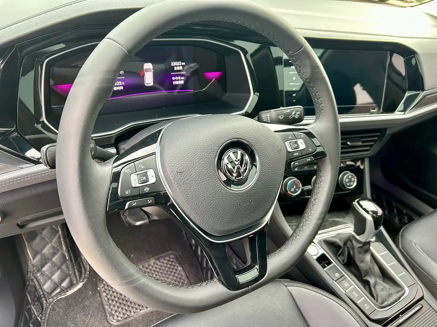 Volkswagen Sagitar 2022 280TSI DSG Surpassing Edition фото 18